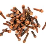 Aromatic Cloves Whole spice used for flavoring dishes, teas, and traditional remedies.